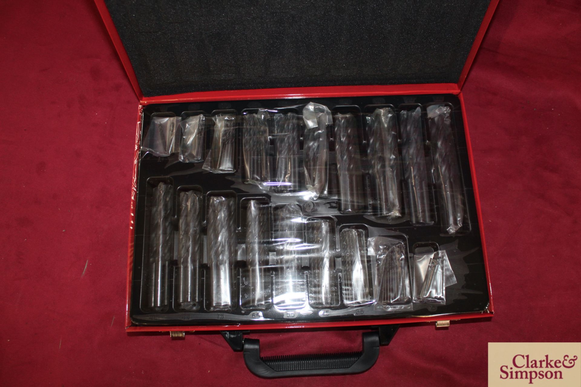 170 piece HSS drill set.*