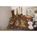 A quantity of various decorative brassware to incl