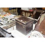 A work box AF and contents of various cotton reels