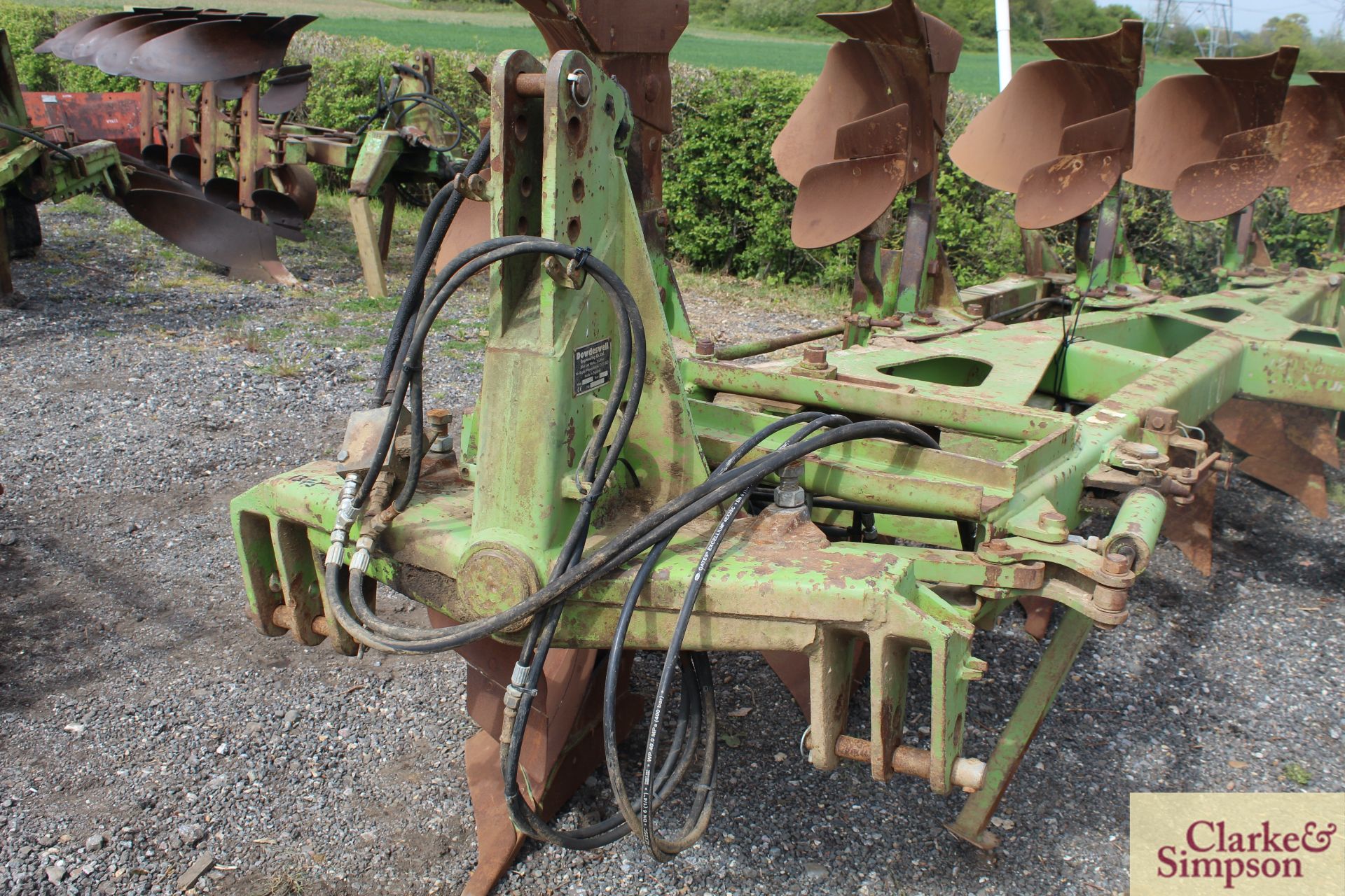 Dowdeswell DP120S 4+1F reversible plough. 1996. * - Image 19 of 20