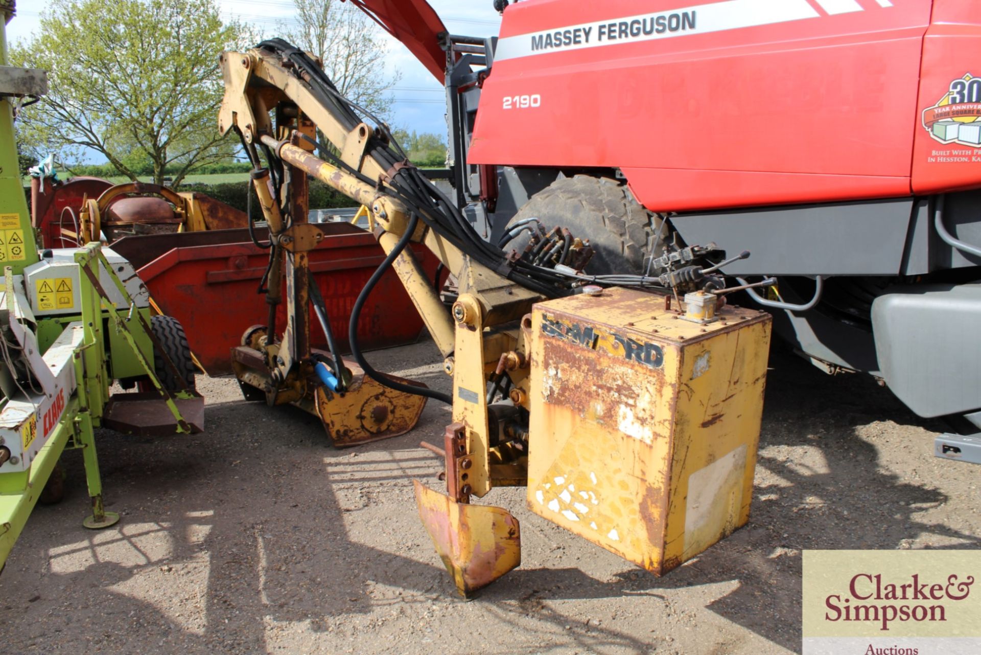 Bomford Supertrim linkage conversion hedge cutter. Serial number 3890.