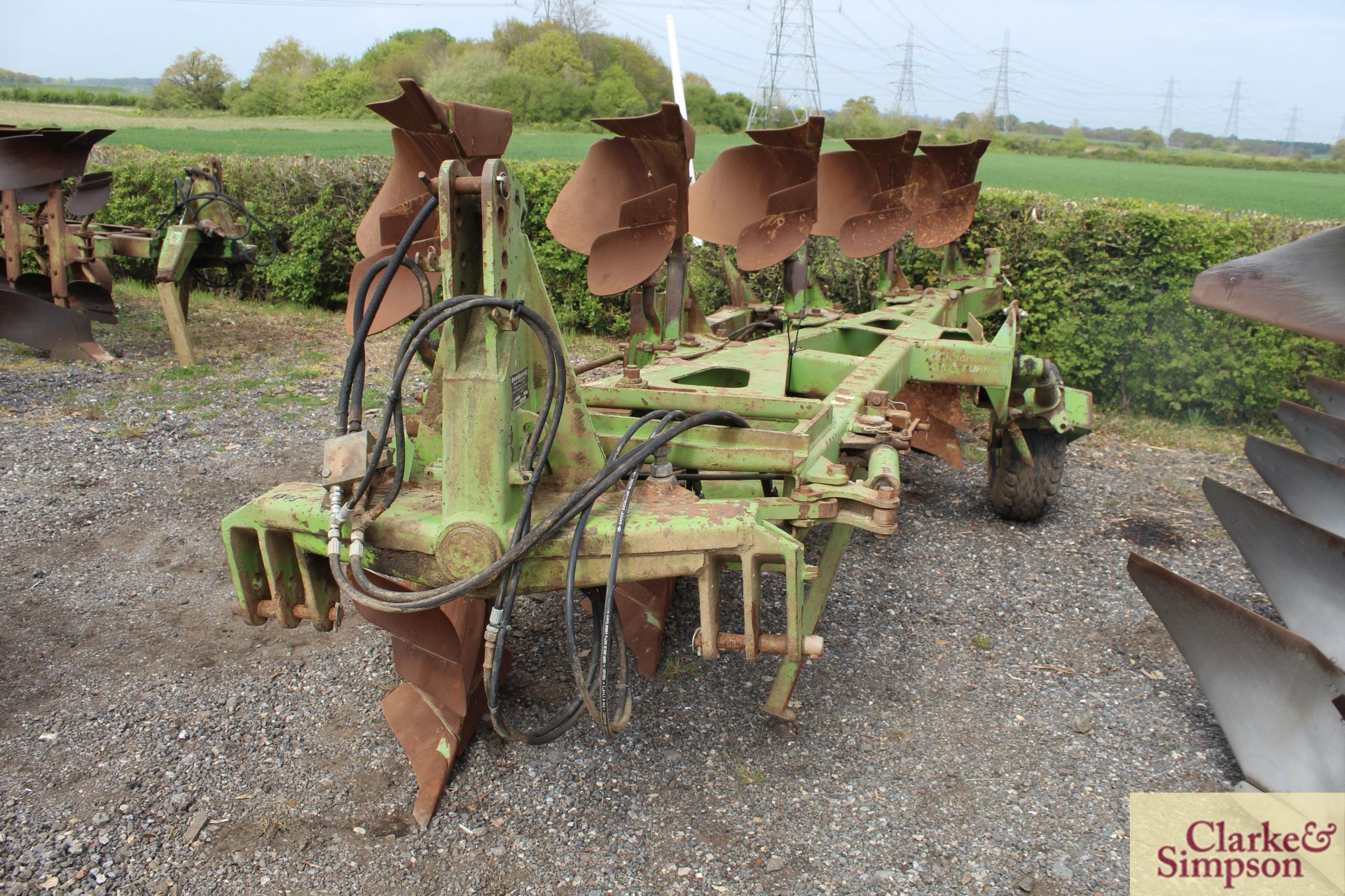 Dowdeswell DP120S 4+1F reversible plough. 1996. * - Image 2 of 20