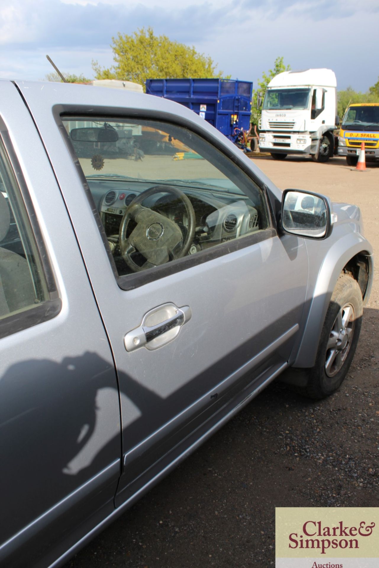 Isuzu Rodeo Denver double cab pickup. Registration EX09 LBF. Date of first registration 03/2009. - Image 12 of 23