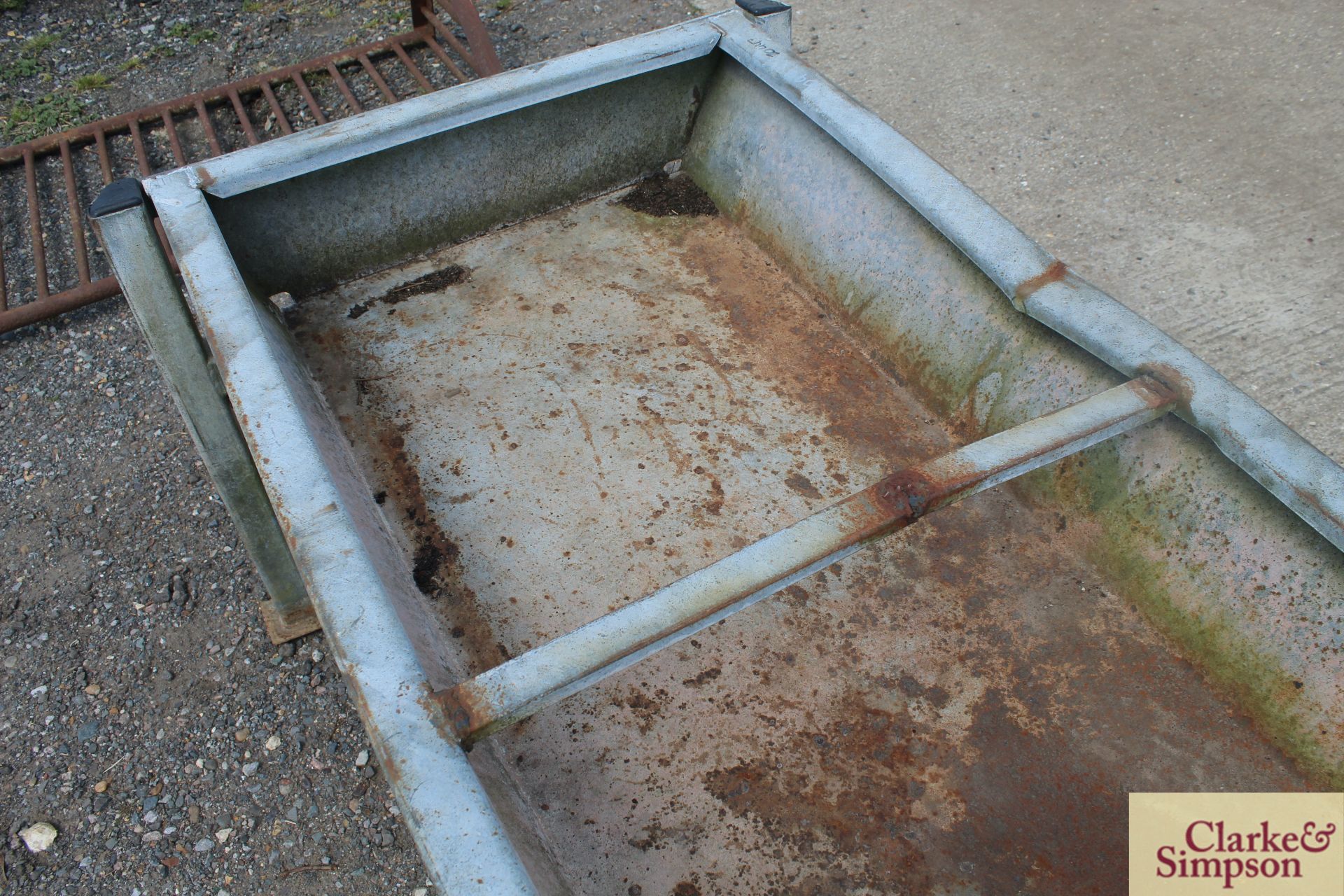 Cattle trough on stand. * - Image 4 of 5