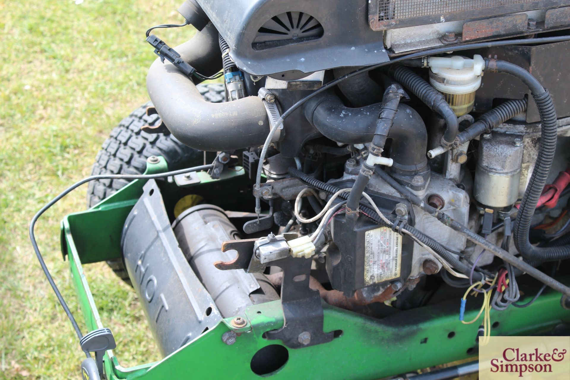 John Deere GX355 diesel ride-on mower. - Image 28 of 33