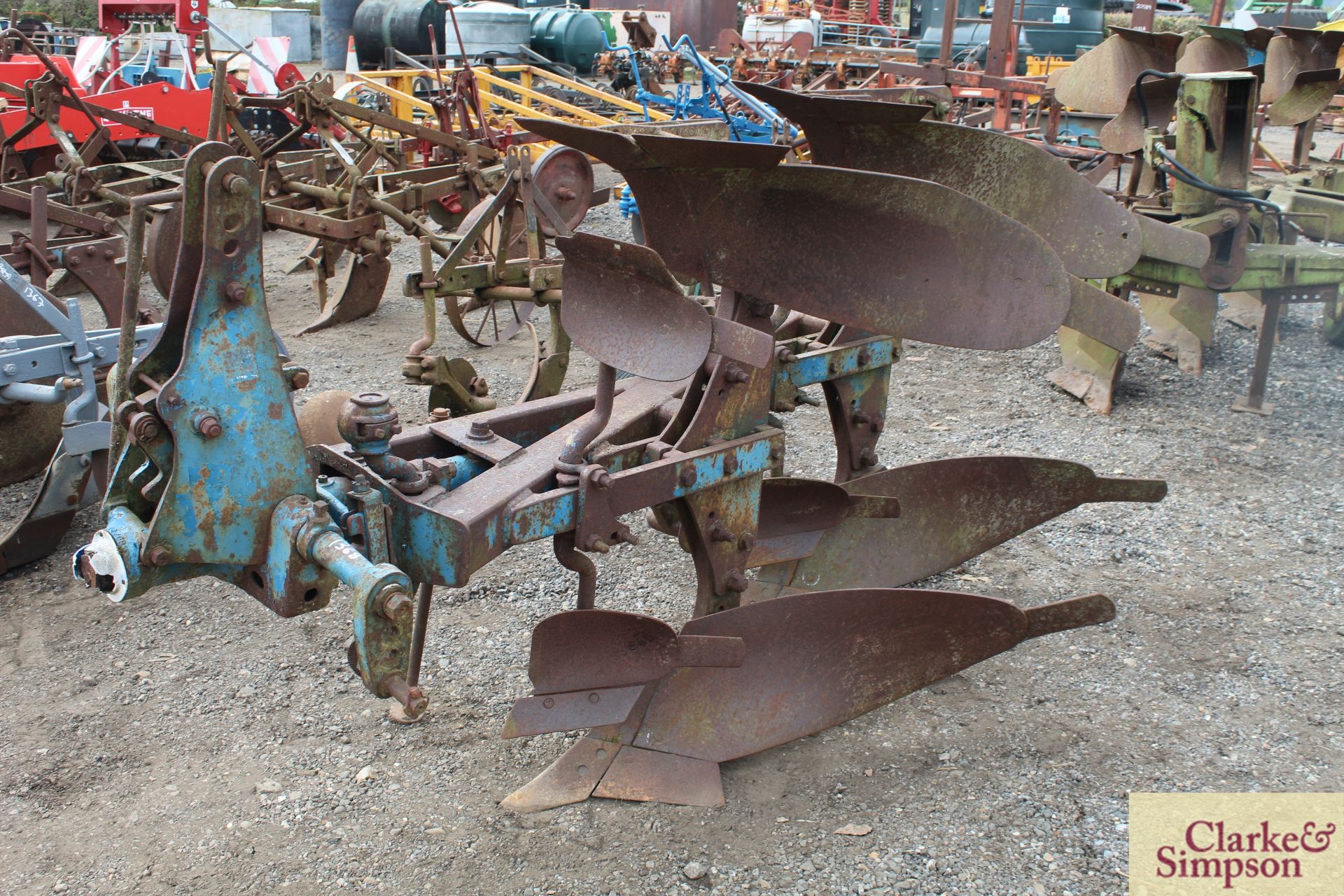 Ransomes TSR 103 2F reversible plough. * - Image 2 of 11