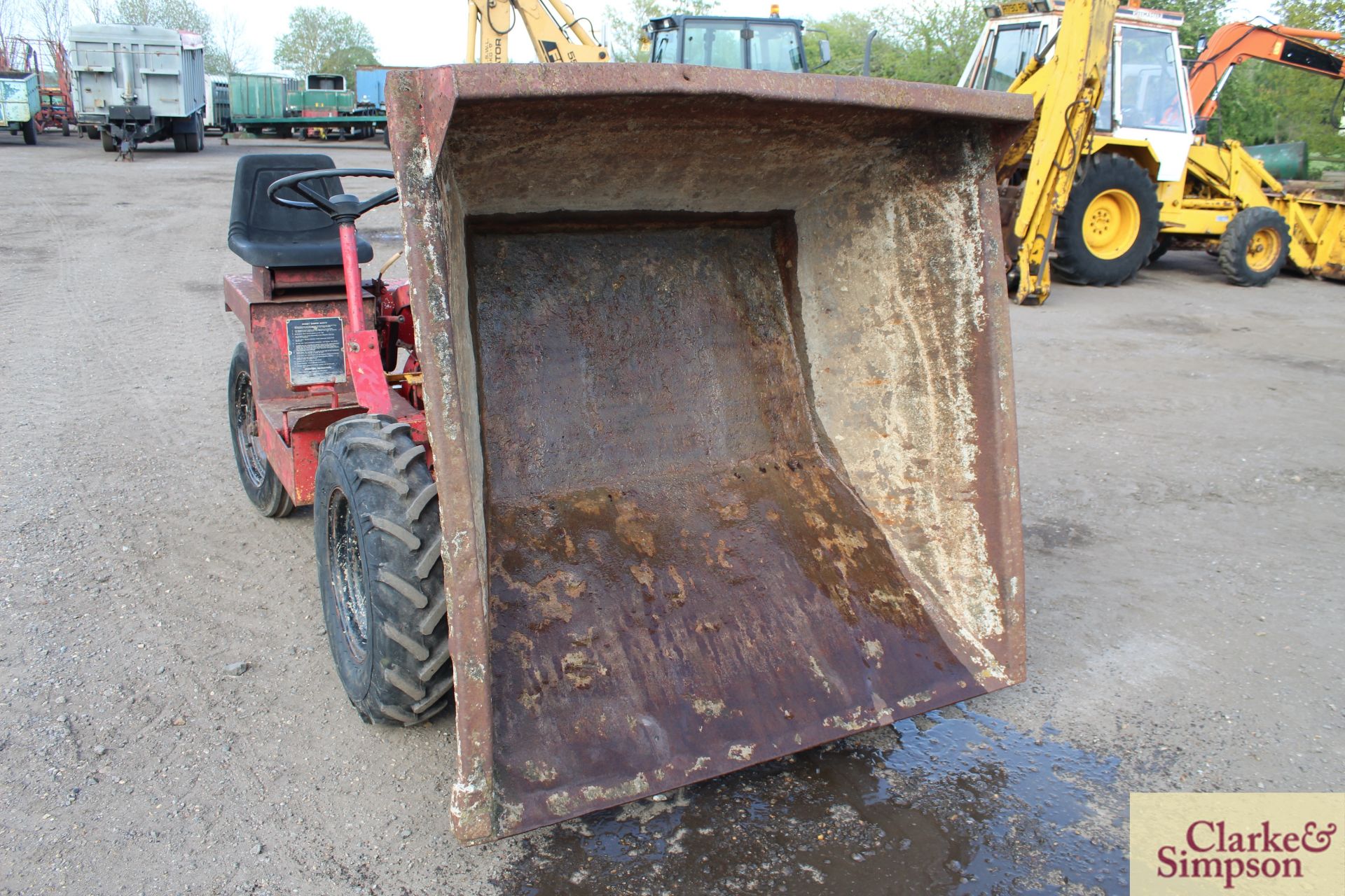 Winget 1.5T 2WD dumper. With Petter PH1 diesel engine and hydraulic tip. - Image 18 of 21