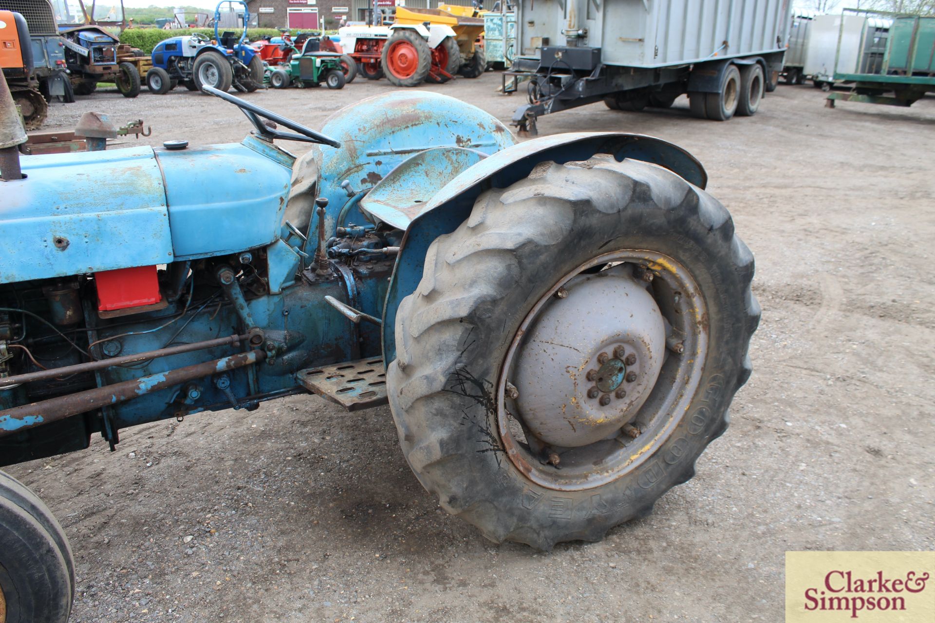 Fordson Dexta 2WD tractor. - Image 17 of 24