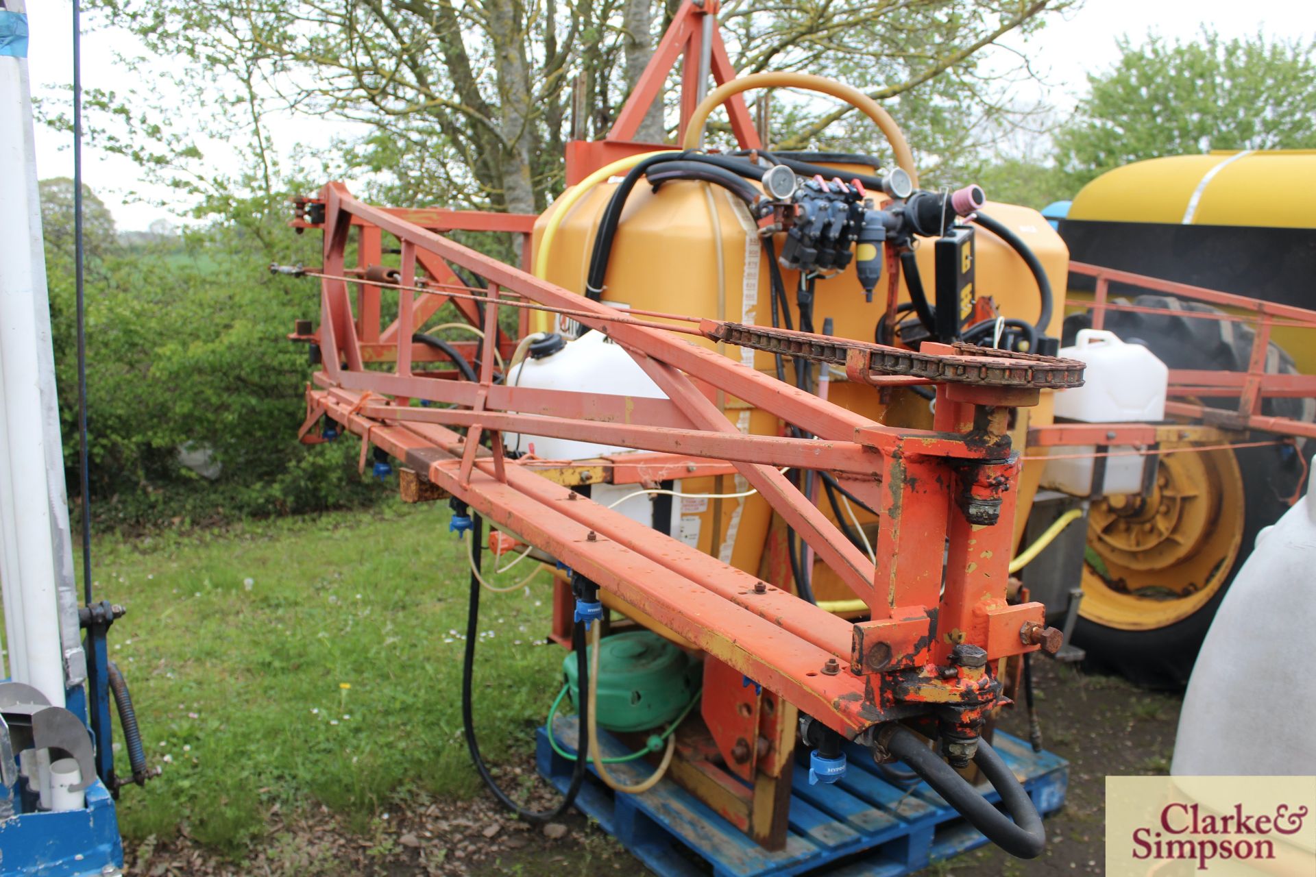 Allman 12m mounted sprayer. With 1000L tank. * - Image 5 of 8