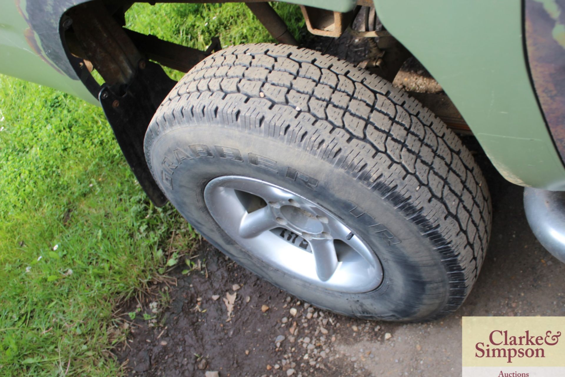 Toyota Hilux double cab pickup. Registration LN02 - Image 13 of 28