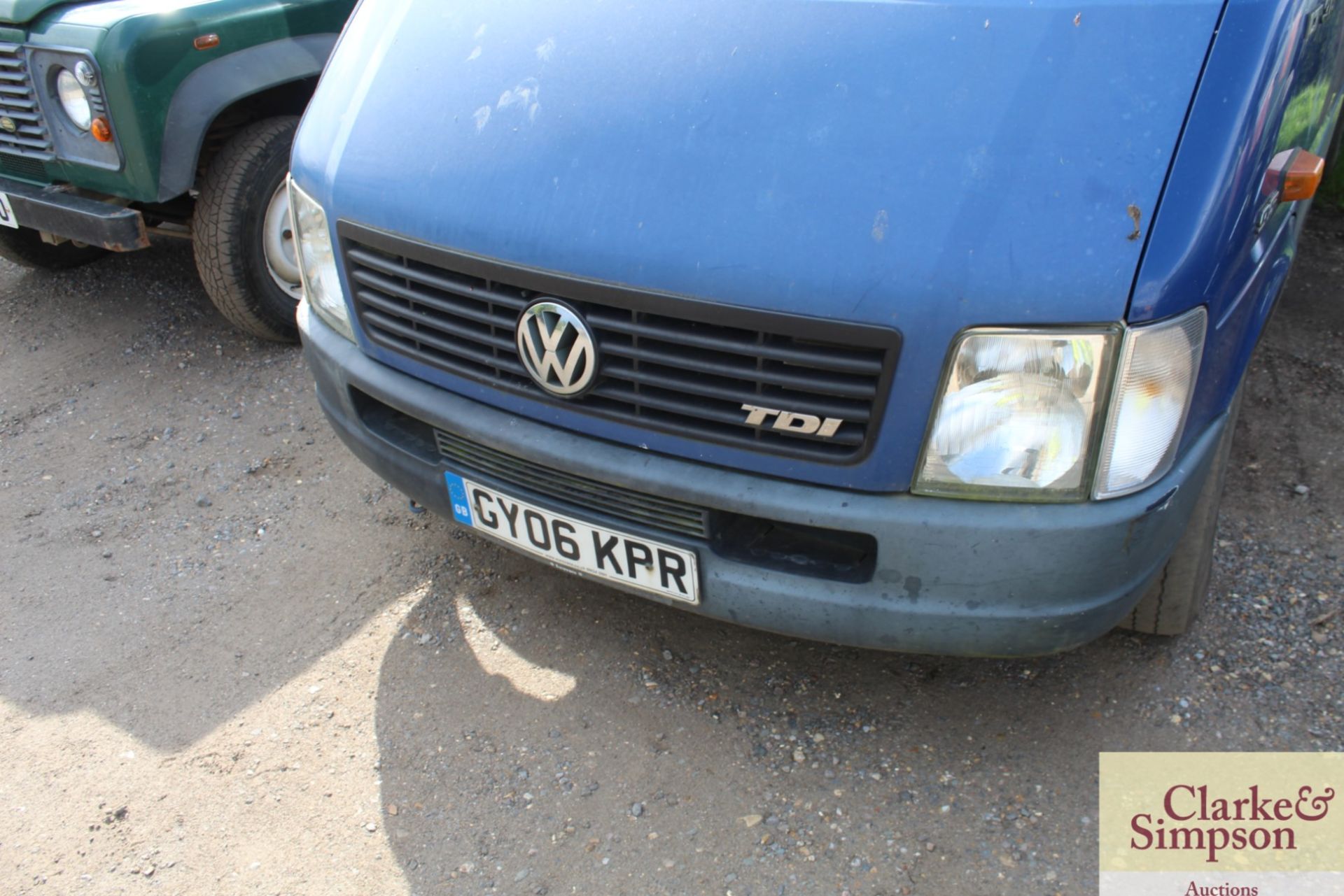 VW LT 35-95 drop side tipper. Registration GY06 KPR. Date of first registration 03/2006. 118,387 - Image 8 of 25