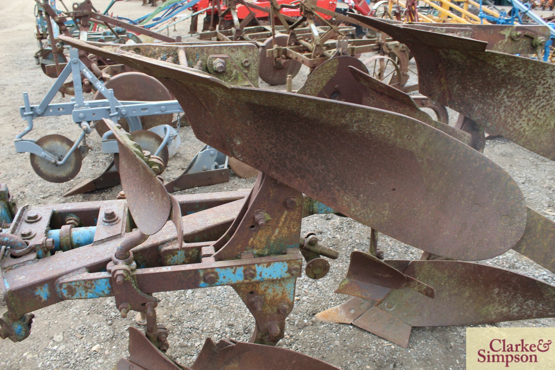 Ransomes TSR 103 2F reversible plough. * - Image 8 of 11