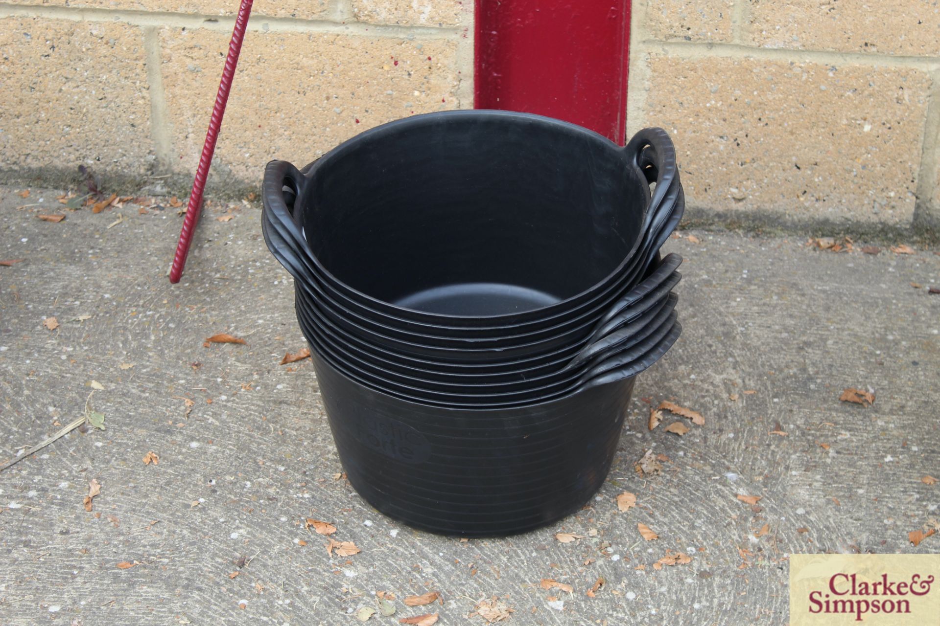 10x 15L trug buckets. *