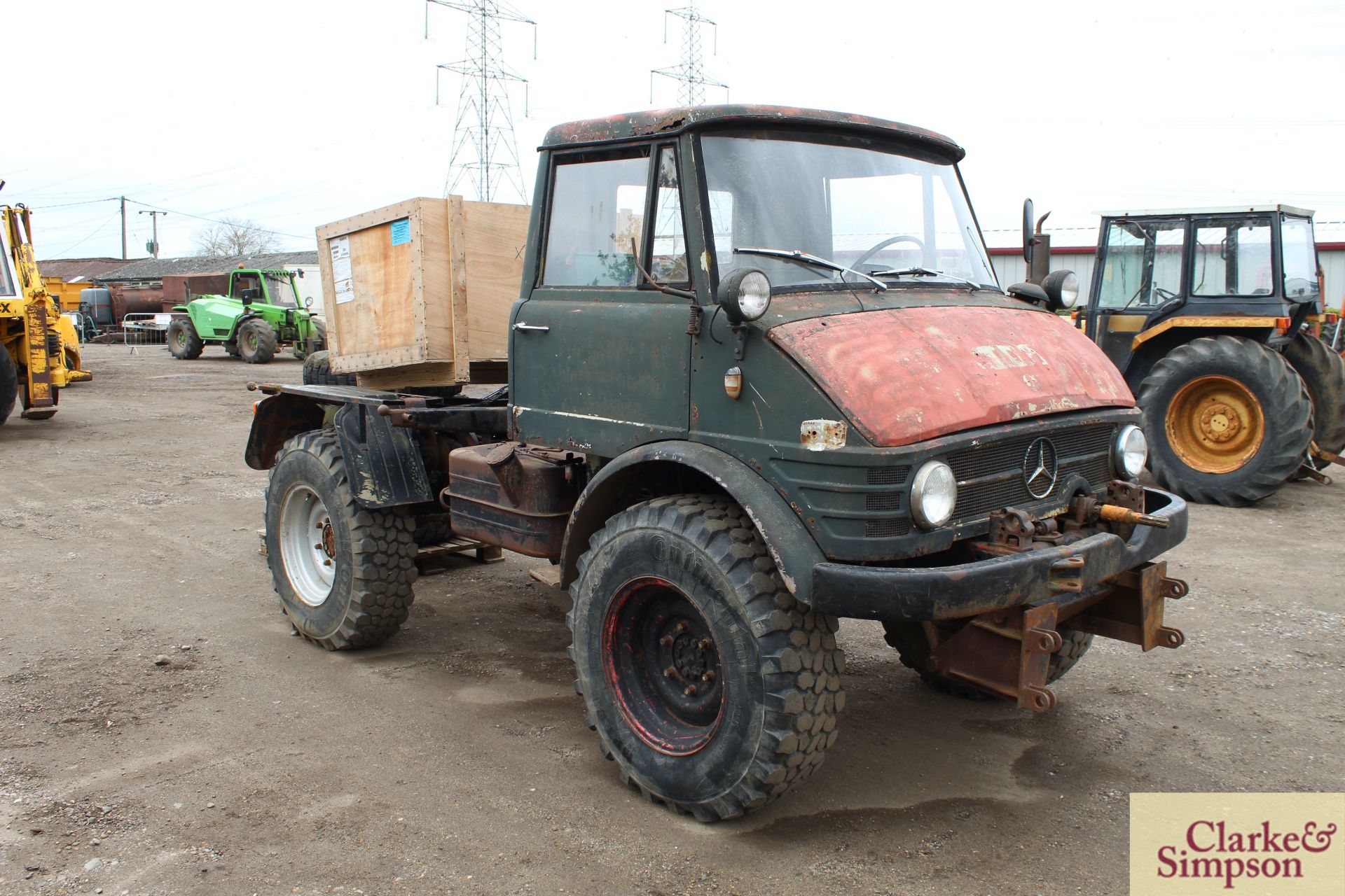 Mercedes-Benz U900 Unimog. 1977. Registration Q701