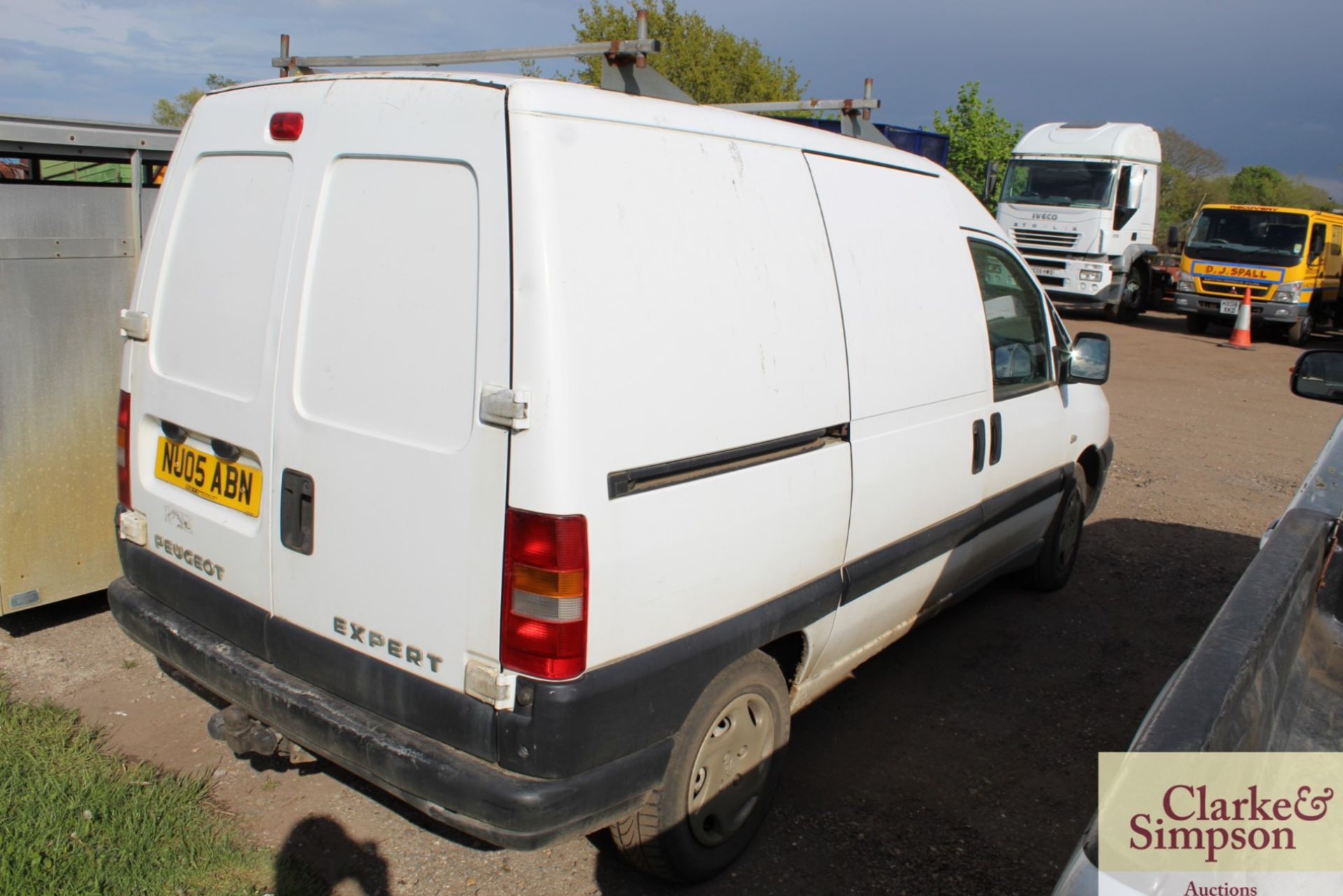 Peugeot Expert van. Registration NU05 ABN. Date of first registration 03/2005. c.160,000 miles. - Image 4 of 23