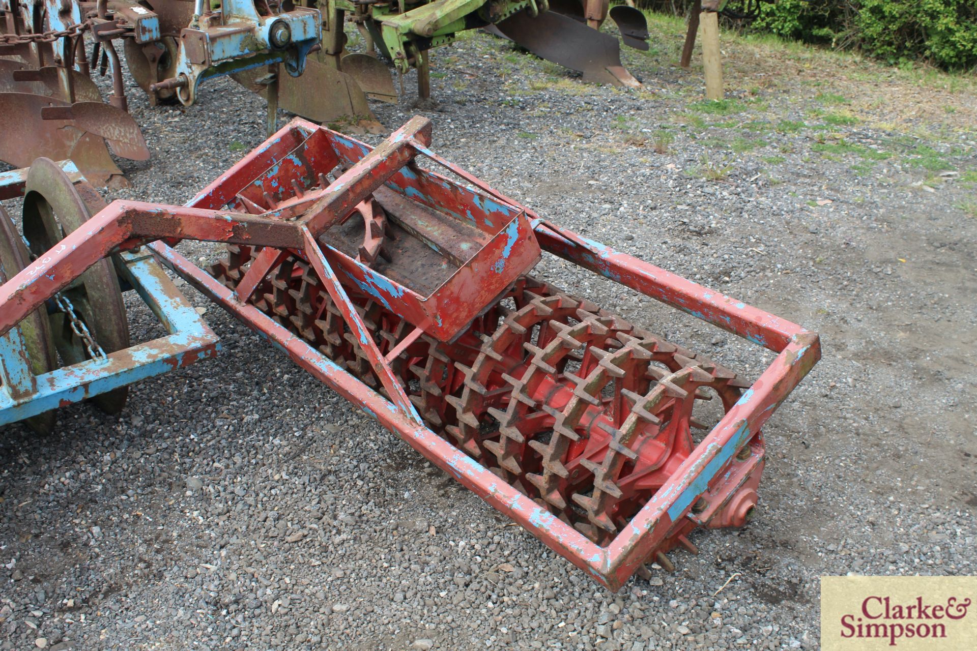 Hill & Osbourne furrow press with crumbler. Previously used with Lot 1371. - Image 7 of 7