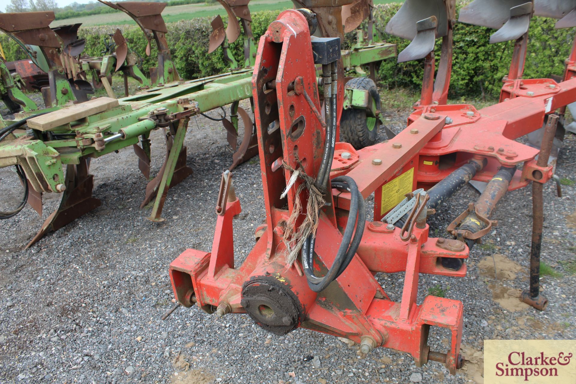 Gregoire Besson RB47 5F reversible plough. 2004. Serial number 30463. * - Image 16 of 21