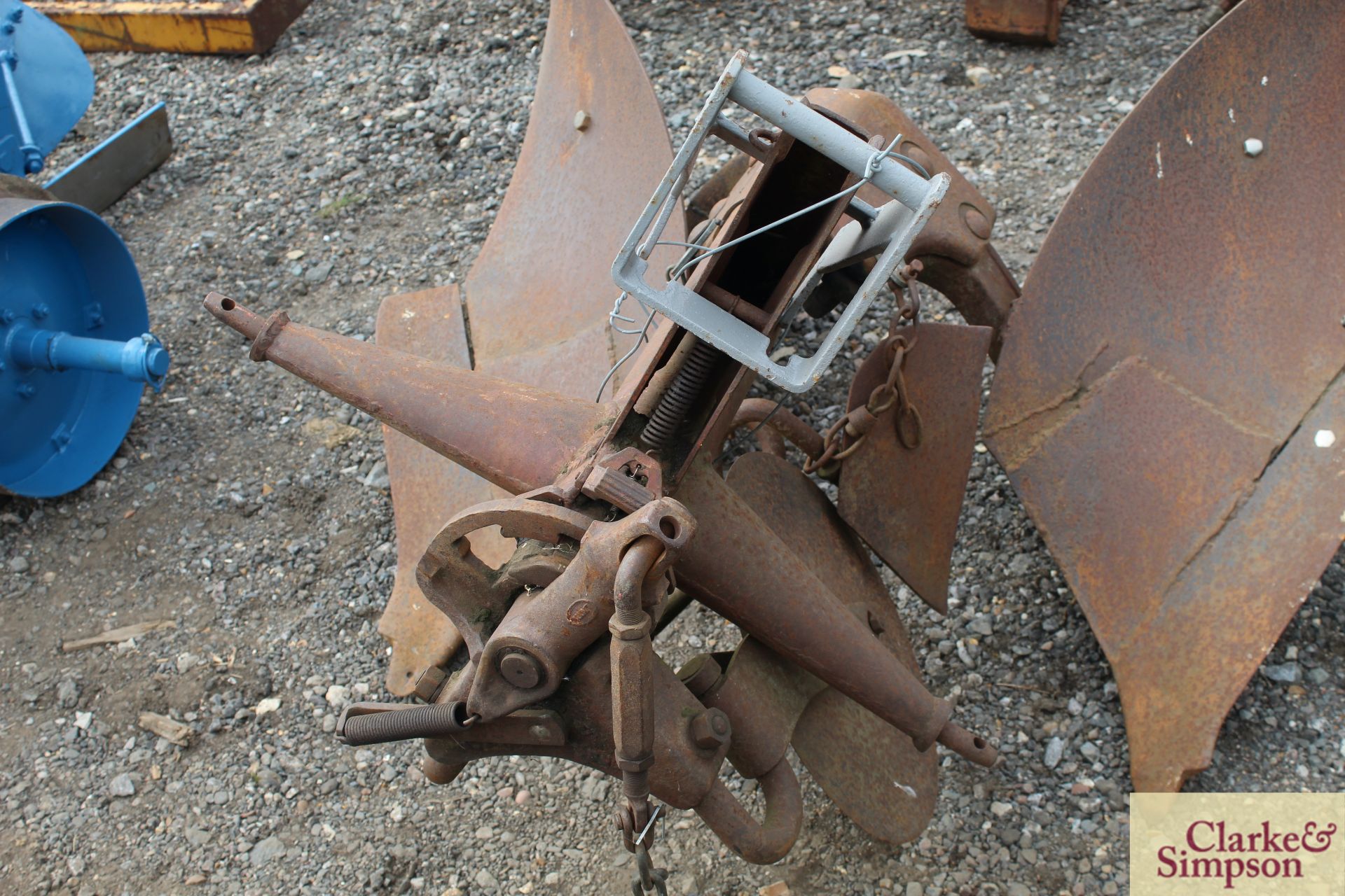 Ferguson butterfly reversible plough. - Image 5 of 5