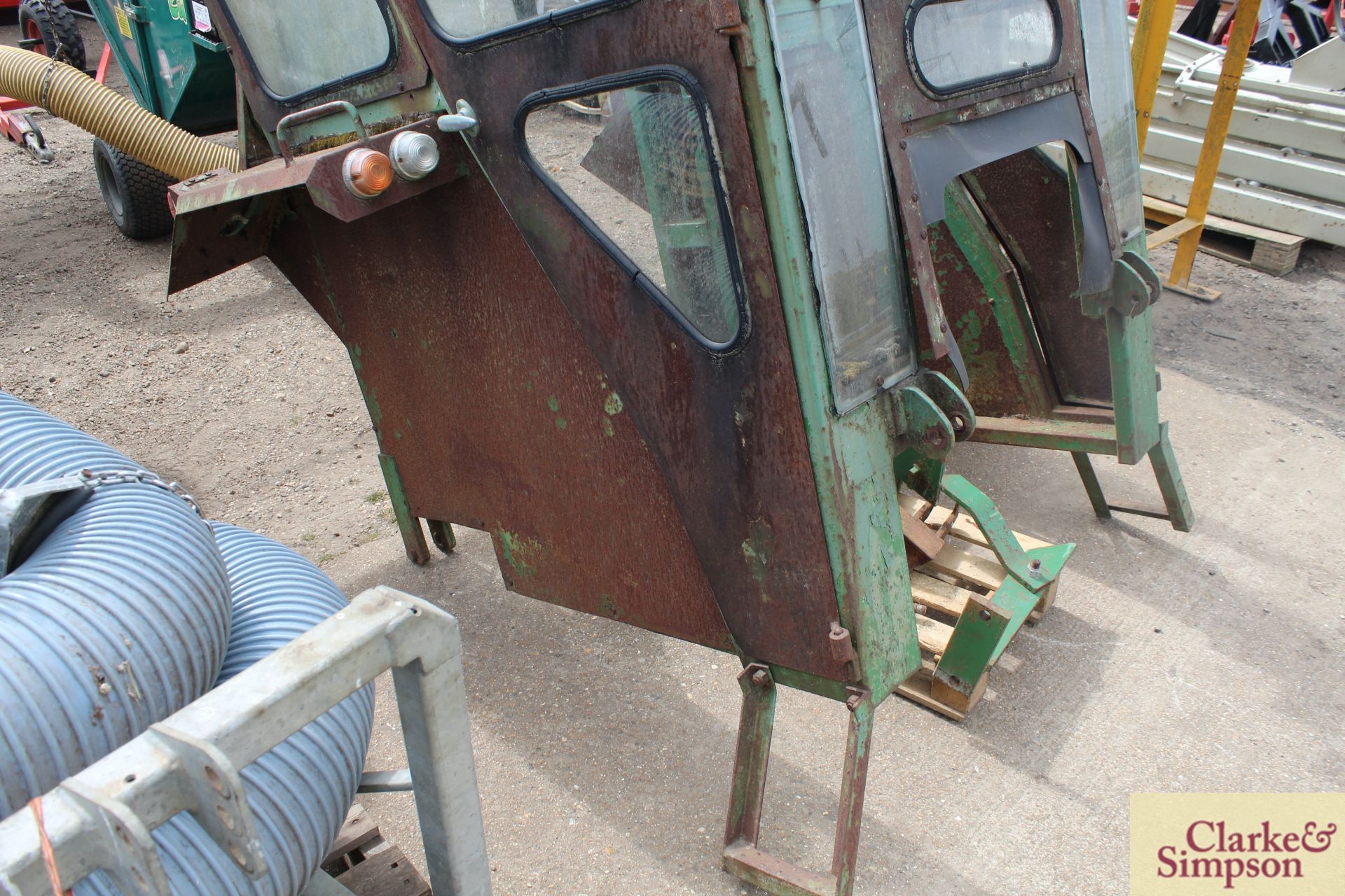Duncan cab for John Deere 30 series tractor. With all glass and lights. - Image 9 of 11
