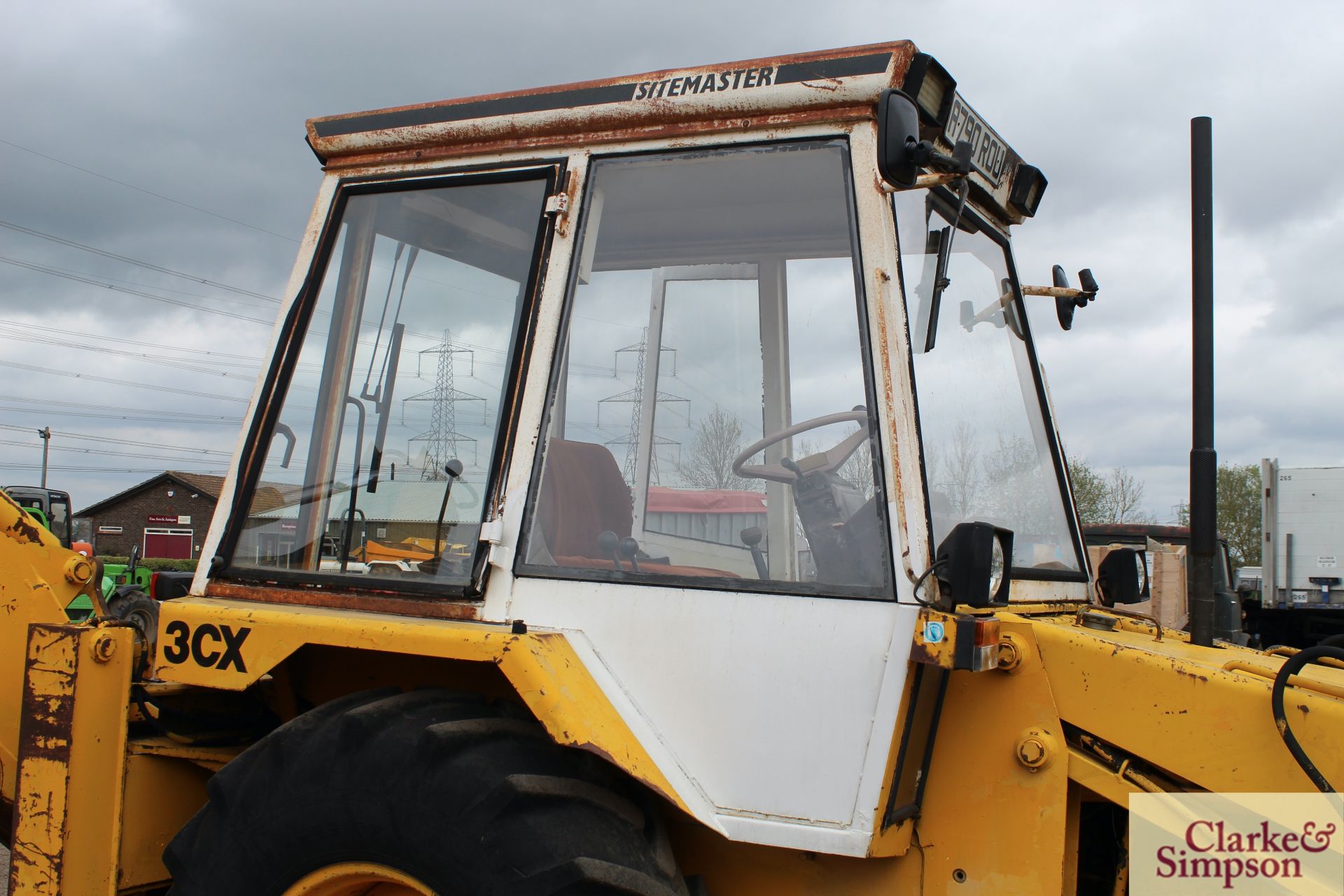 JCB 3CX Sitemaster 2WD backhoe loader. Registration A790 ROU. Date of first registration 10/1983. - Image 14 of 34