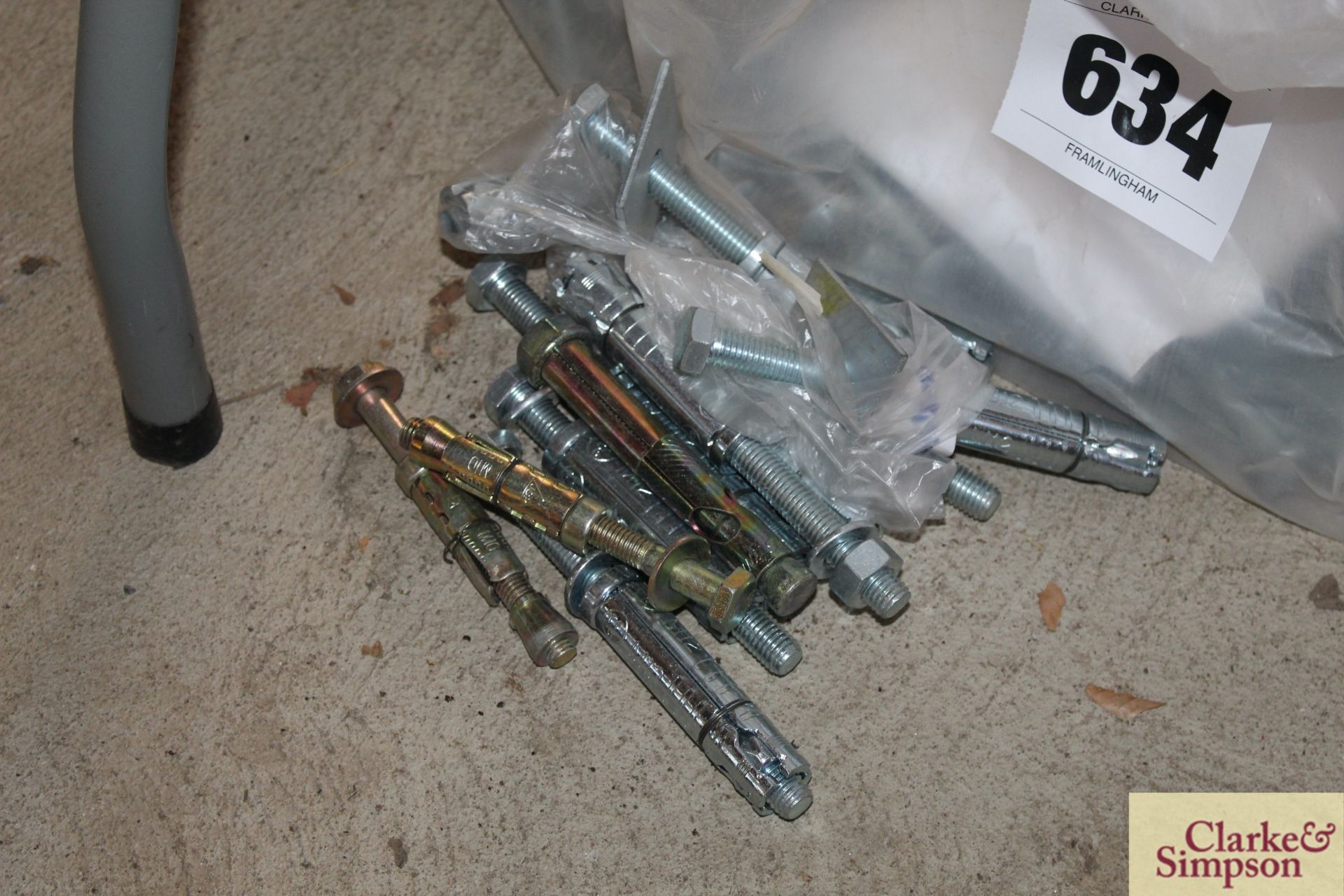 4x bags of coach bolts etc. - Image 2 of 3