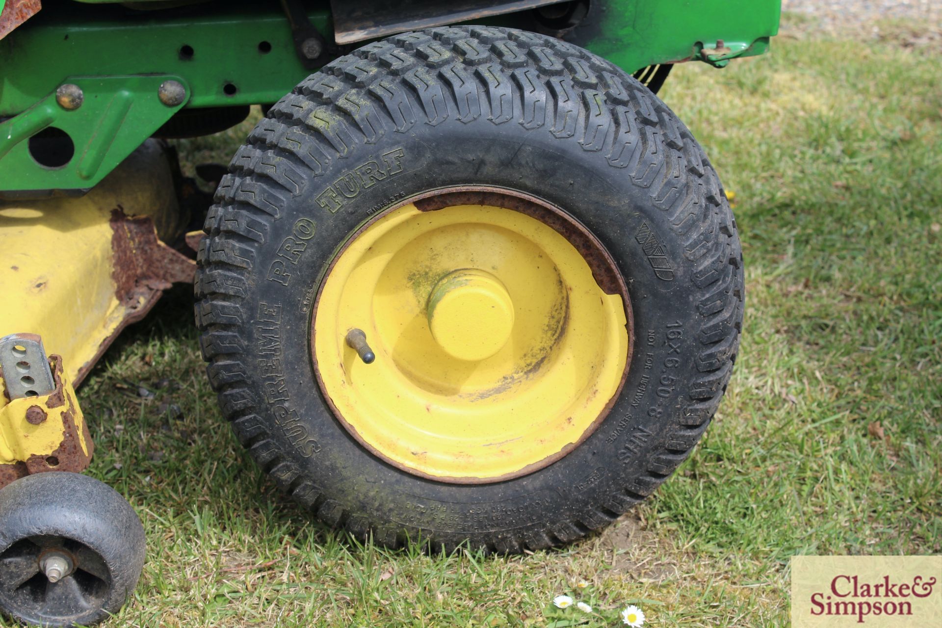 John Deere GX355 diesel ride-on mower. - Image 11 of 33