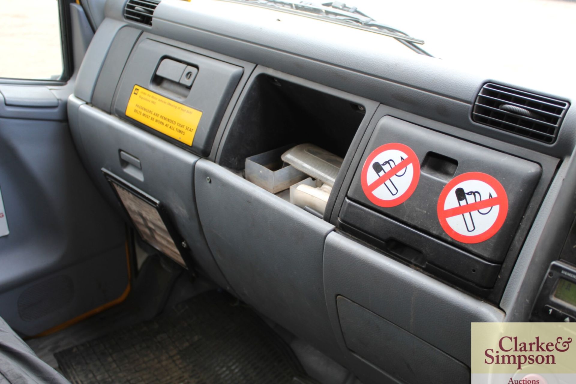 Mitsubishi Canter 7.5T crew cab 4x2 tilt and silde recovery lorry. Registration HX08 XKD. Date of - Image 28 of 30