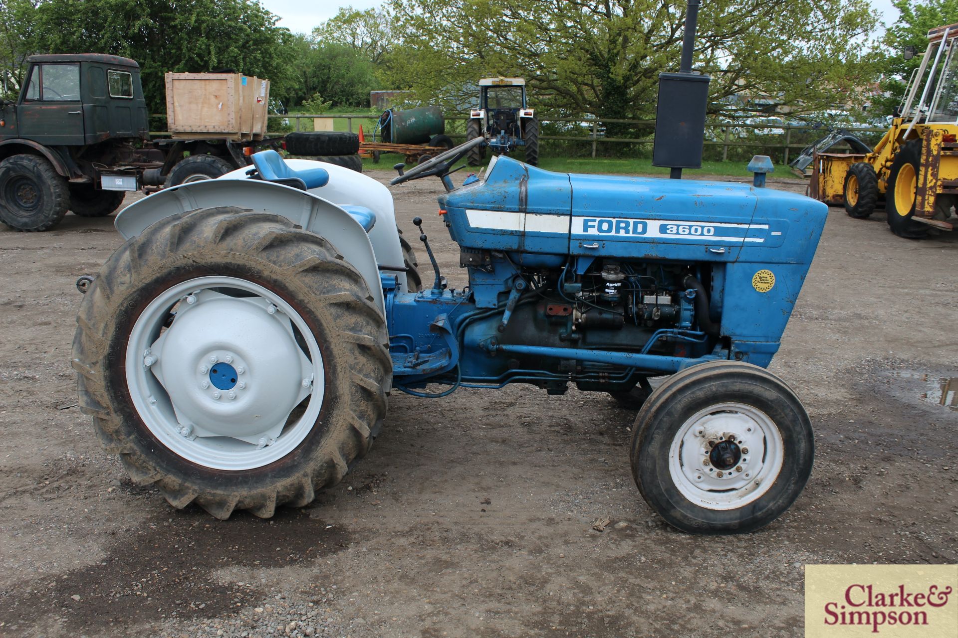 Ford 3600 2WD tractor. Registration MAG 799P. Date of first registration 02/1976. 12.4/11-28 rear - Image 6 of 25