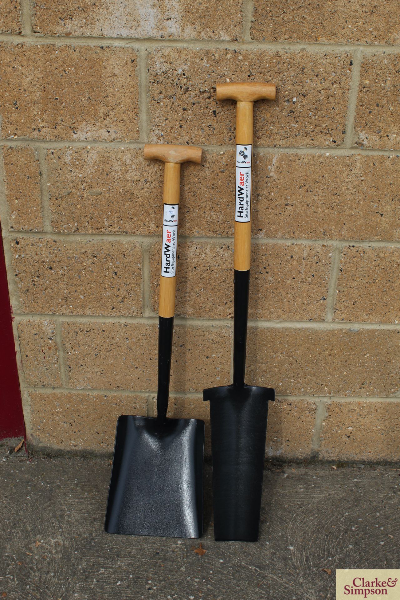 2x professional groundwork tools. *