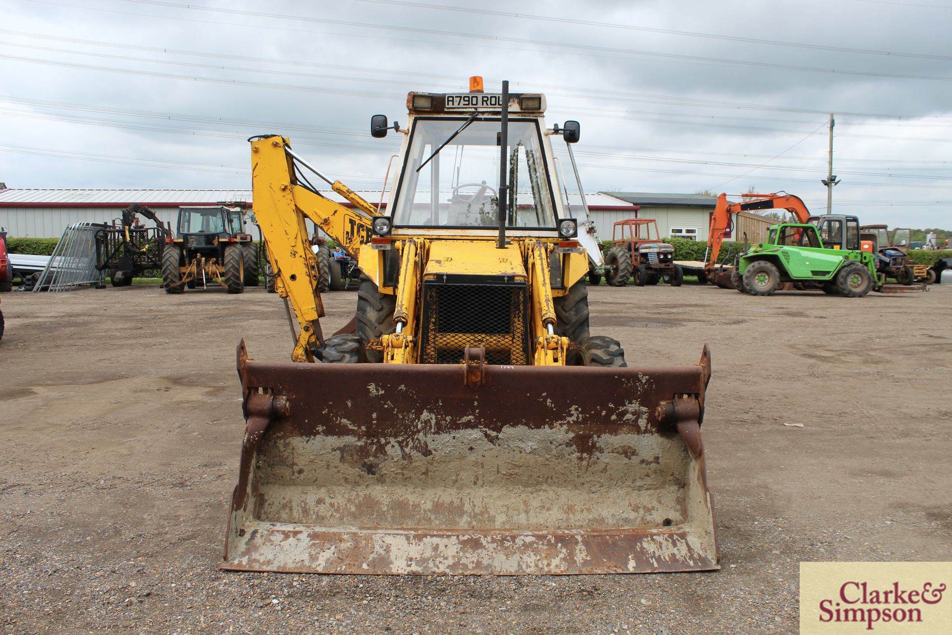 JCB 3CX Sitemaster 2WD backhoe loader. Registration A790 ROU. Date of first registration 10/1983. - Image 2 of 34