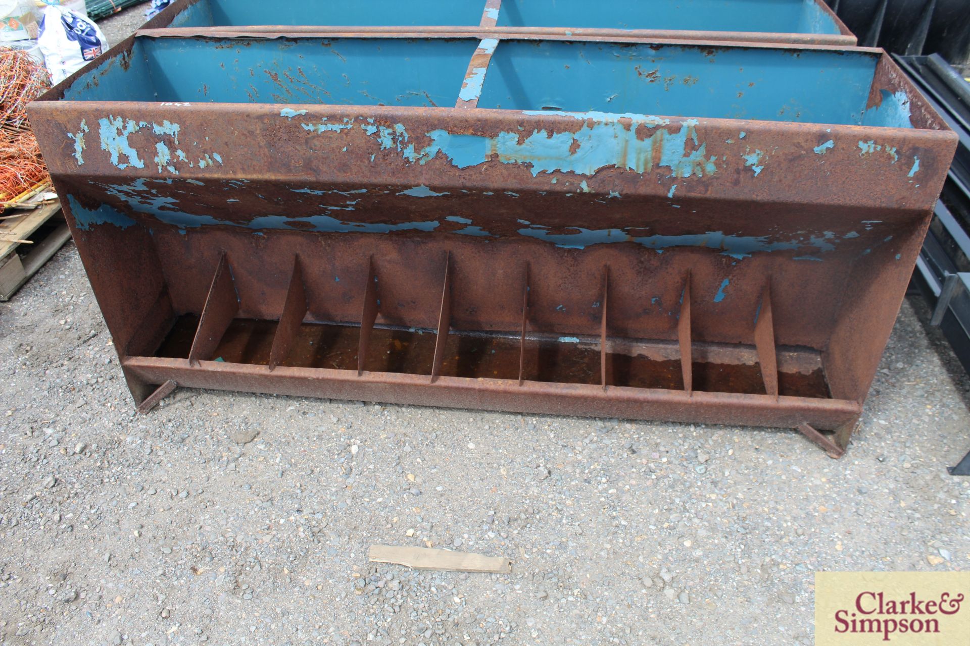 Quantity of livestock feed hoppers. * - Image 4 of 6