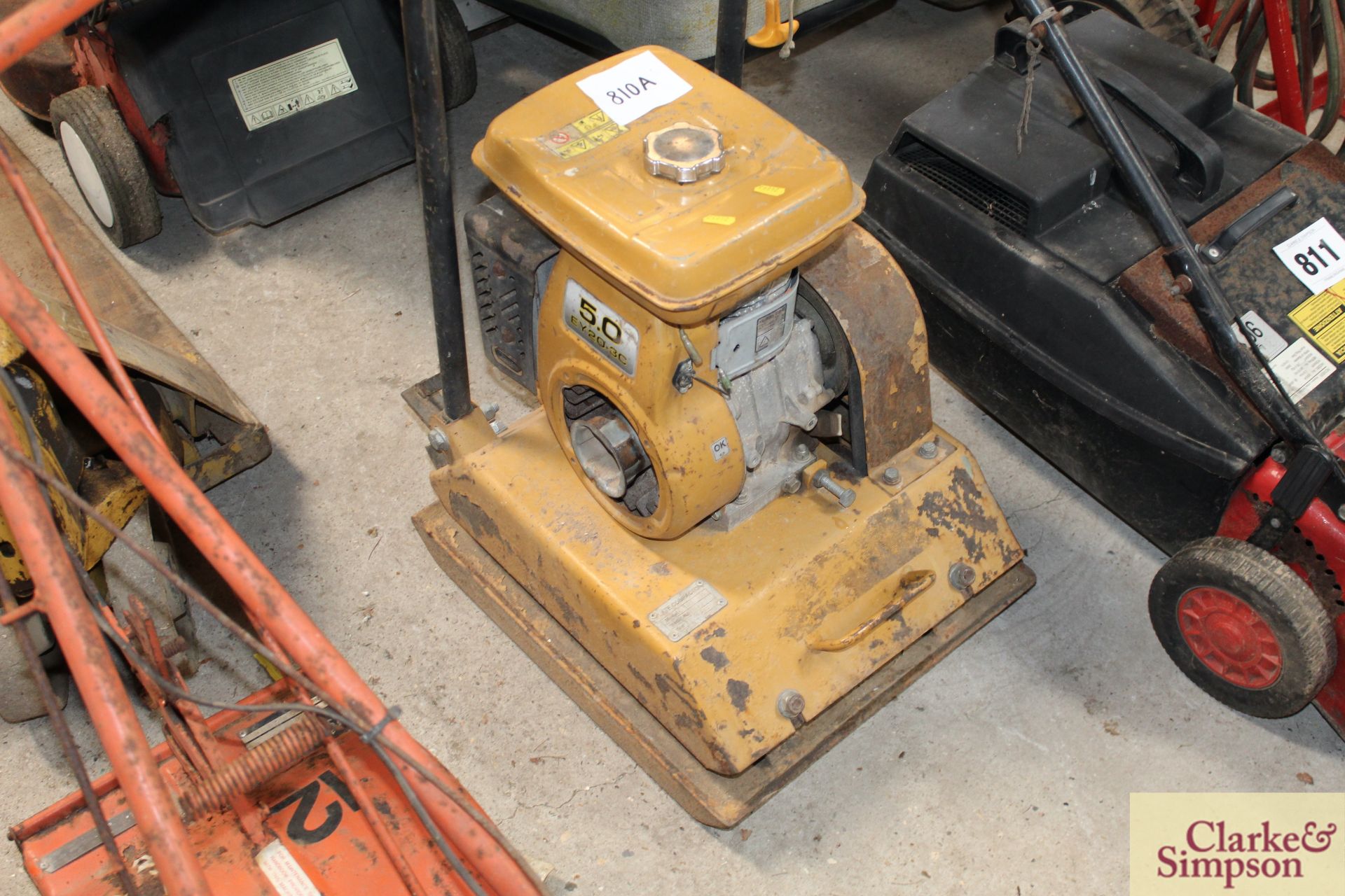 Tuko TKL00 wacker plate. 2005. Spares or repair. * - Image 2 of 4