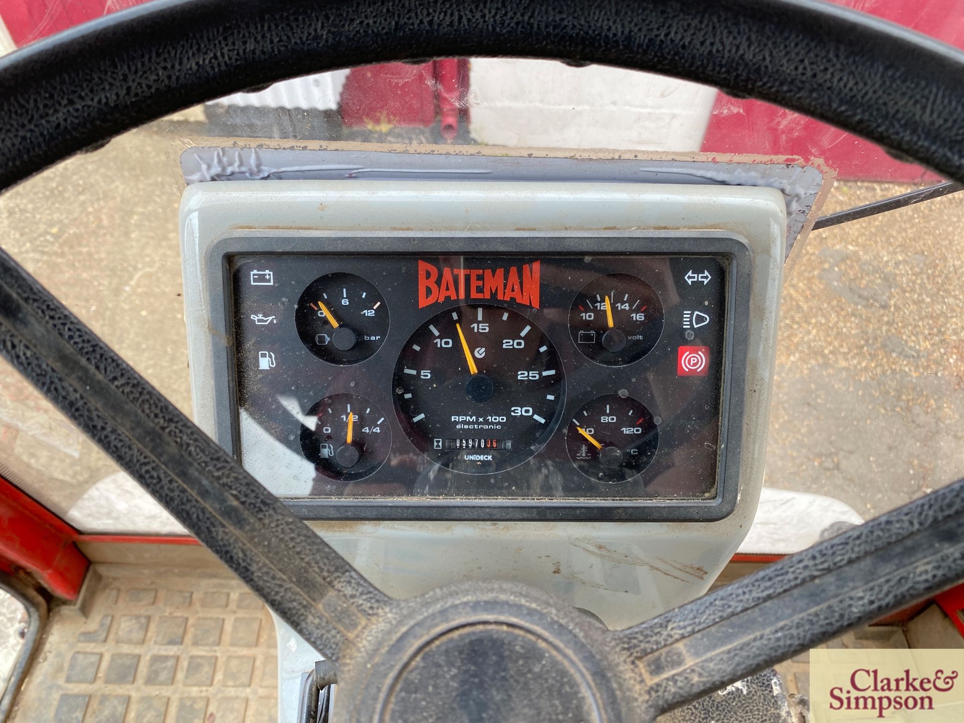 Bateman RB16 24m self-propelled 4WD sprayer. Registration Y435 FTA. Date of first registration 07/ - Image 31 of 36