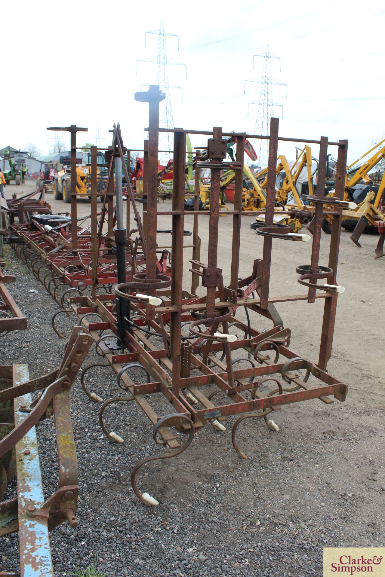 Massey Ferguson hydraulic folding spring tines. * - Image 3 of 11