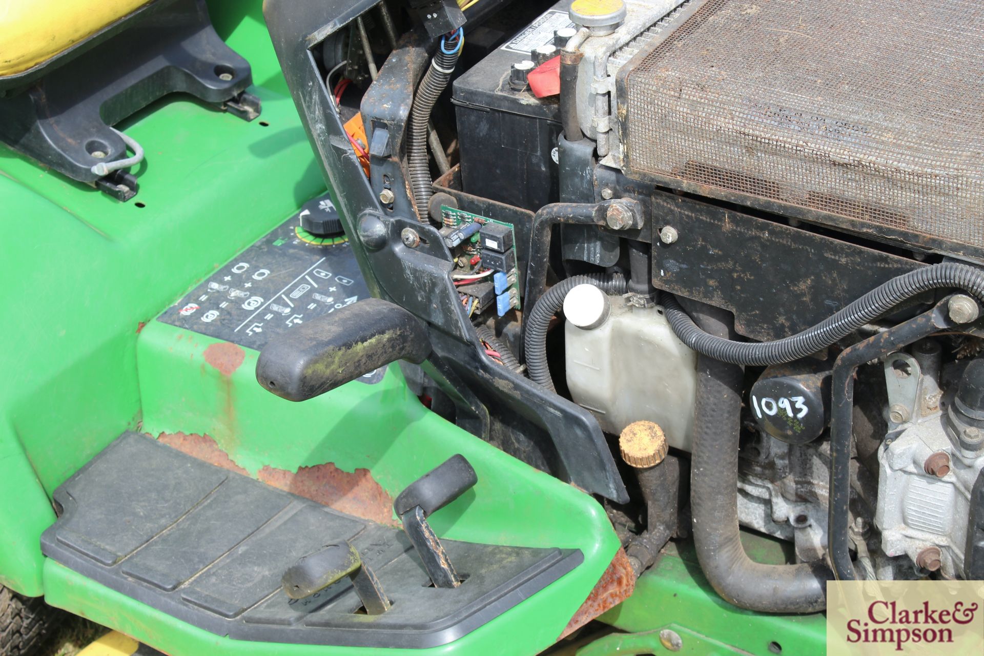 John Deere GX355 diesel ride-on mower. - Image 33 of 33