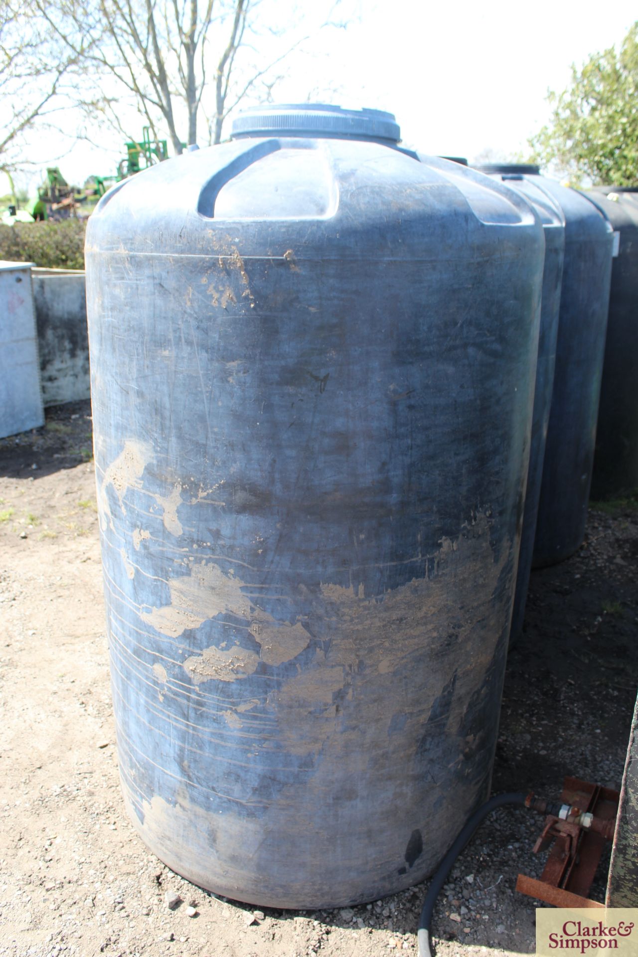 250G water container. - Image 2 of 2