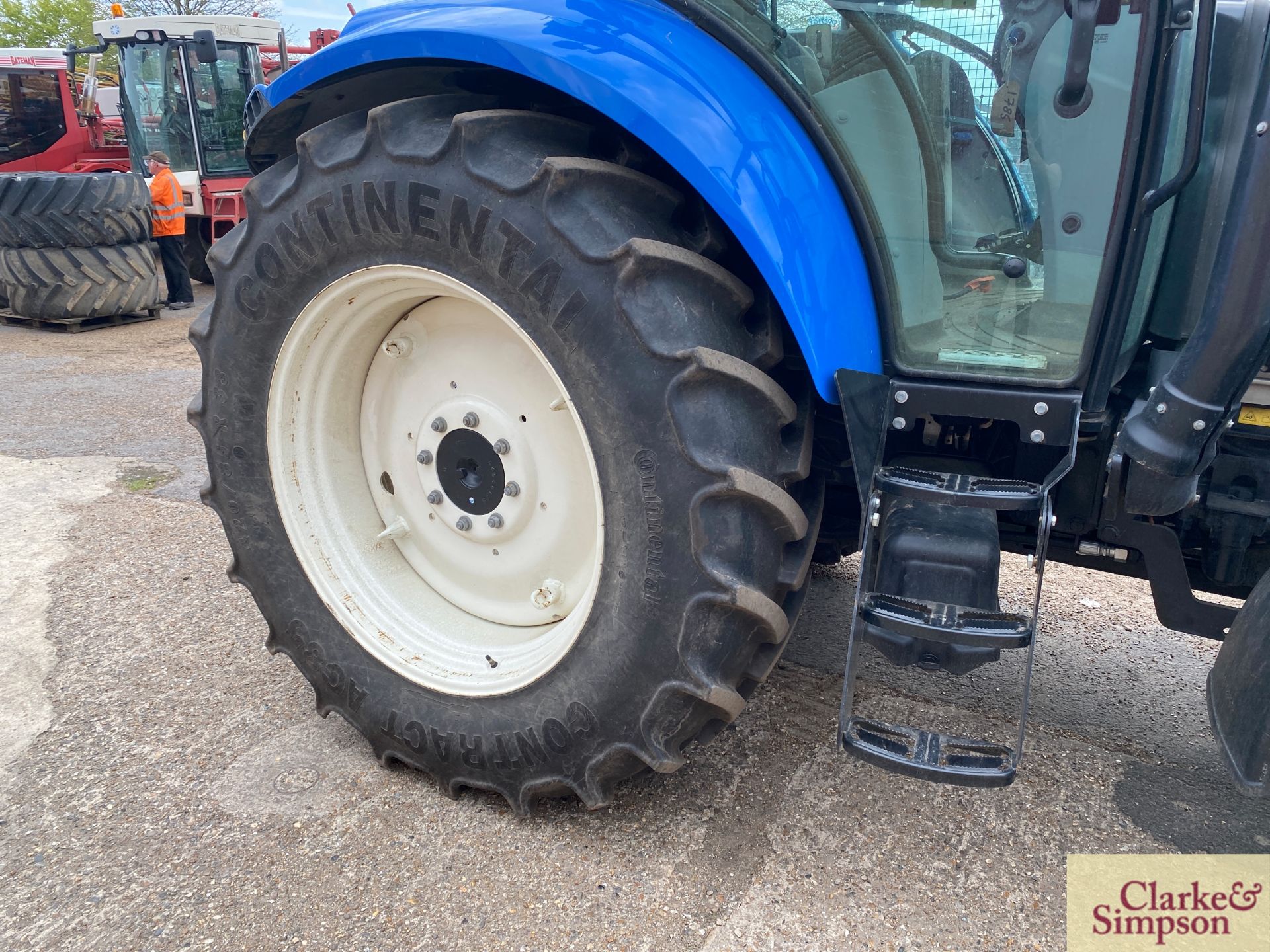New Holland T5.105 4WD tractor. Registration EU15 AFN. Date of first registration 03/2015. Serial - Image 29 of 48