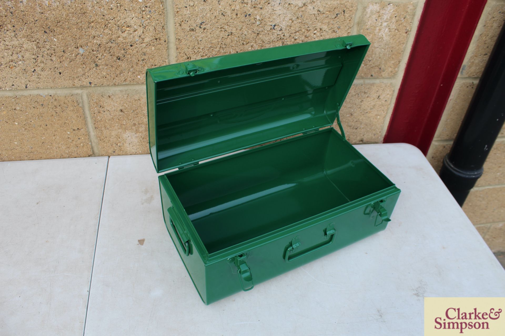 John Deere toolbox . * - Image 2 of 2