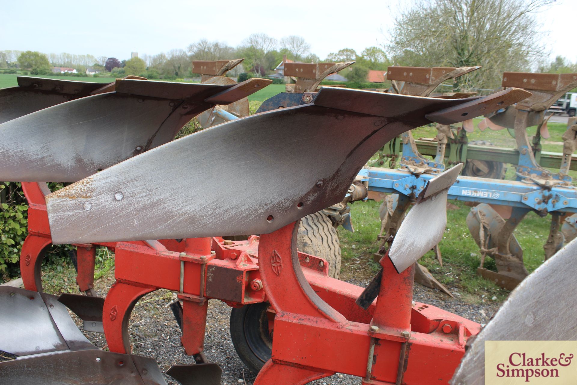 Gregoire Besson RB47 5F reversible plough. 2004. Serial number 30463. * - Image 11 of 21