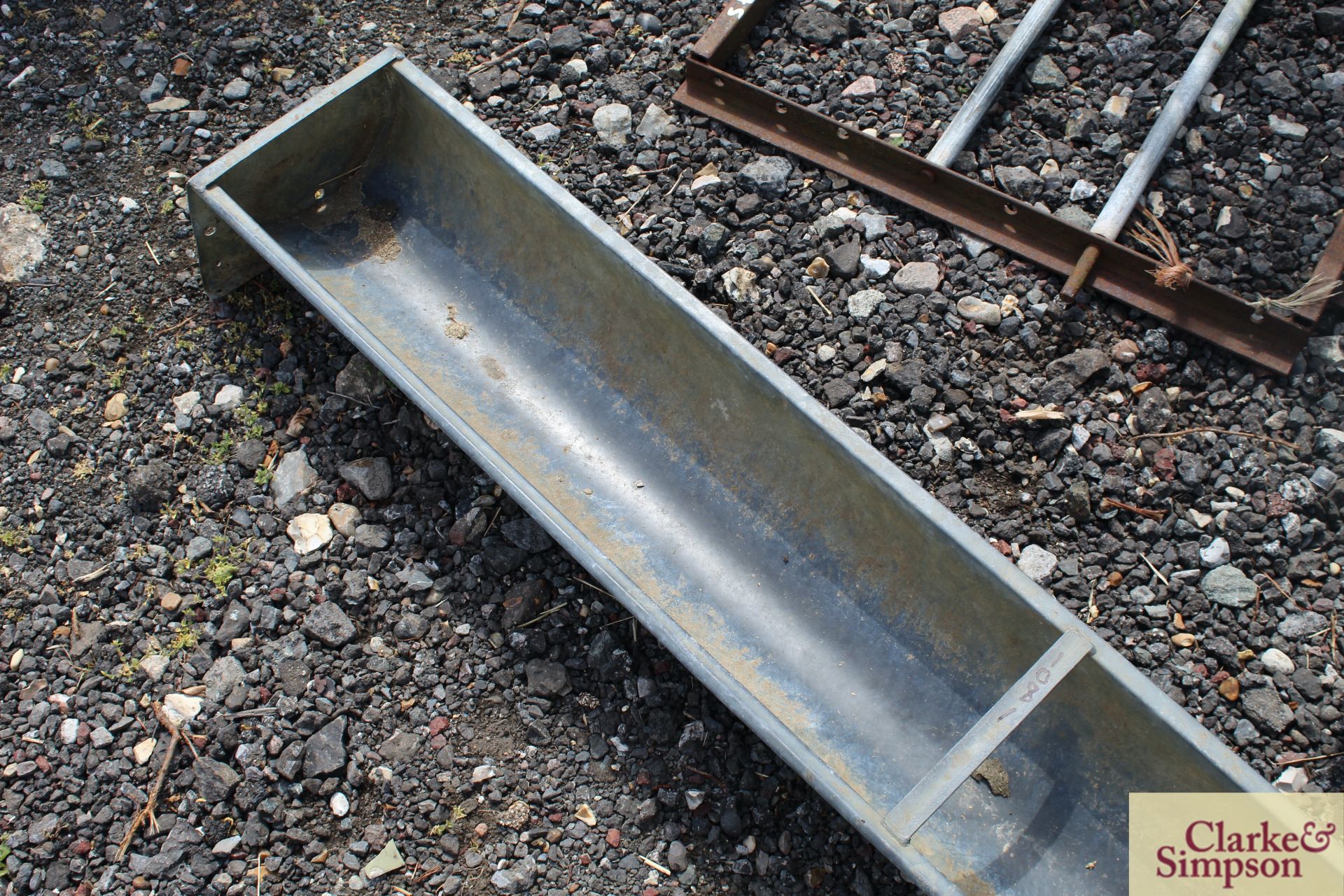 9ft feed trough. - Image 5 of 5