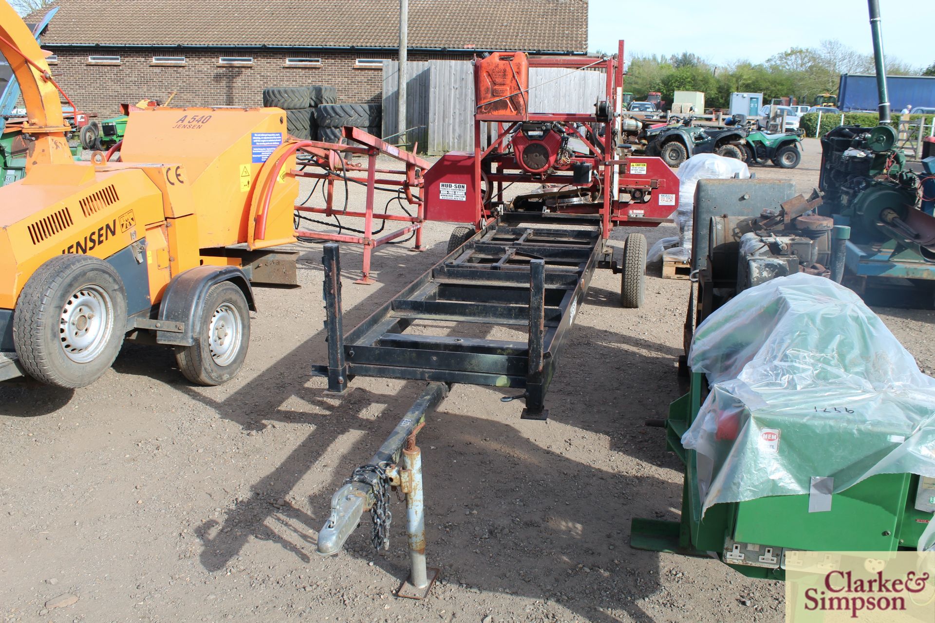 Hud-Son Oscar 30in portable trailer mounted saw mill. With Vanguard V-twin petrol engine. - Image 2 of 14