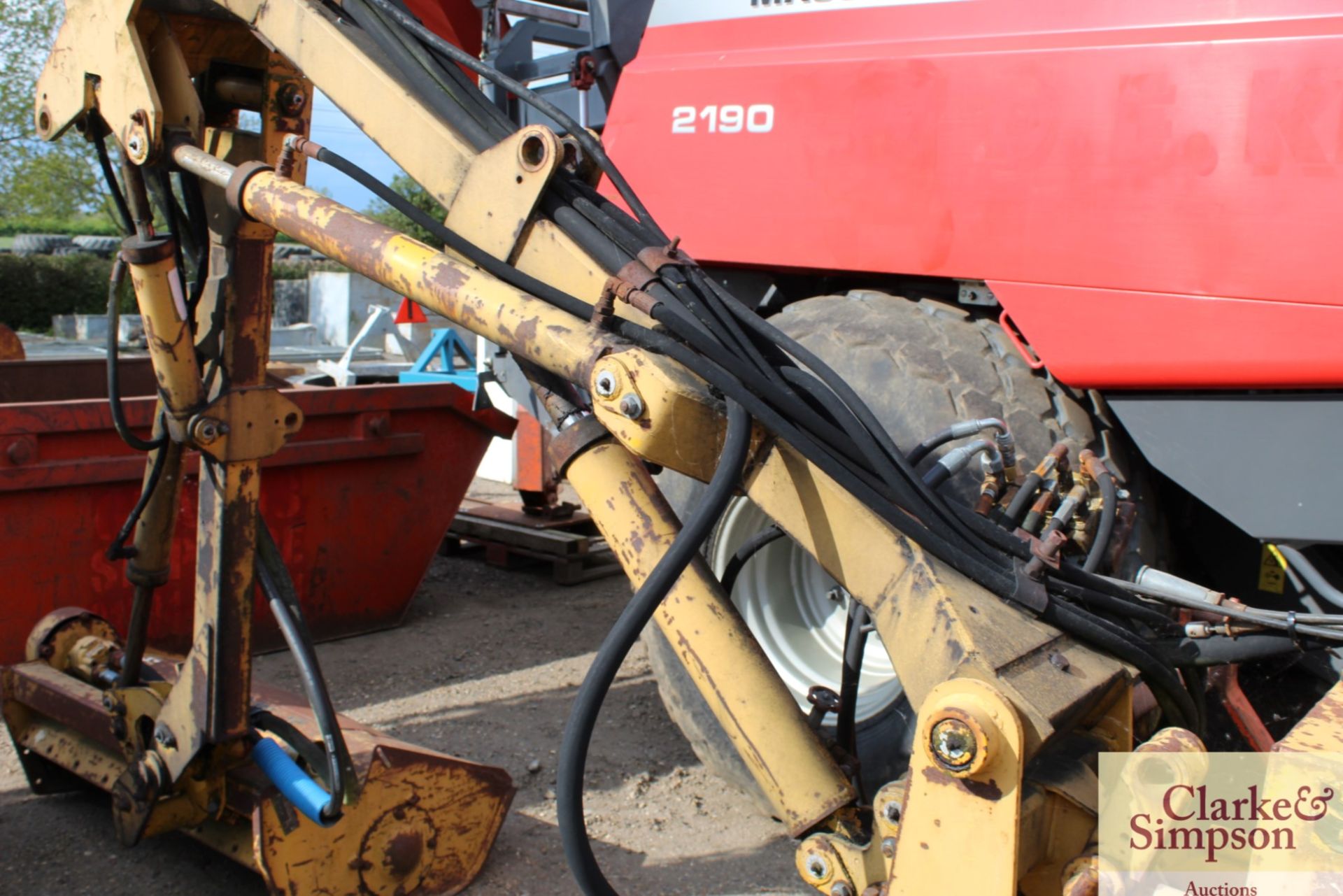 Bomford Supertrim linkage conversion hedge cutter. Serial number 3890. - Image 4 of 11
