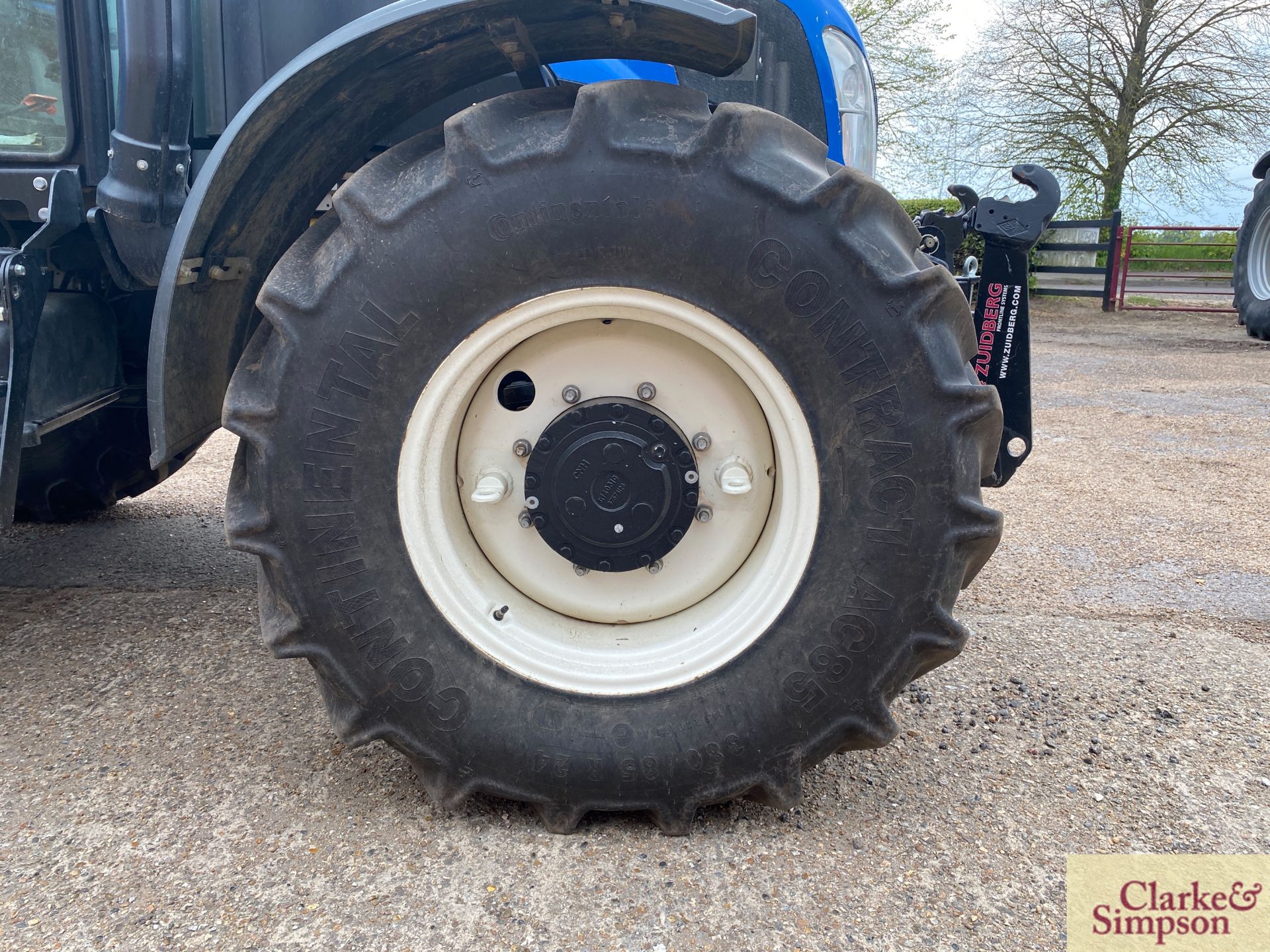 New Holland T5.105 4WD tractor. Registration EU15 AFN. Date of first registration 03/2015. Serial - Image 35 of 48