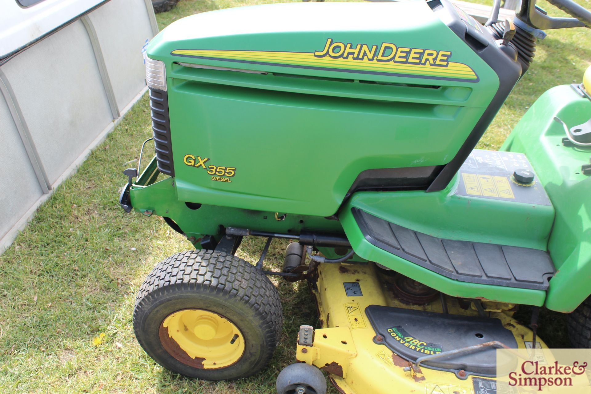 John Deere GX355 diesel ride-on mower. - Image 20 of 33