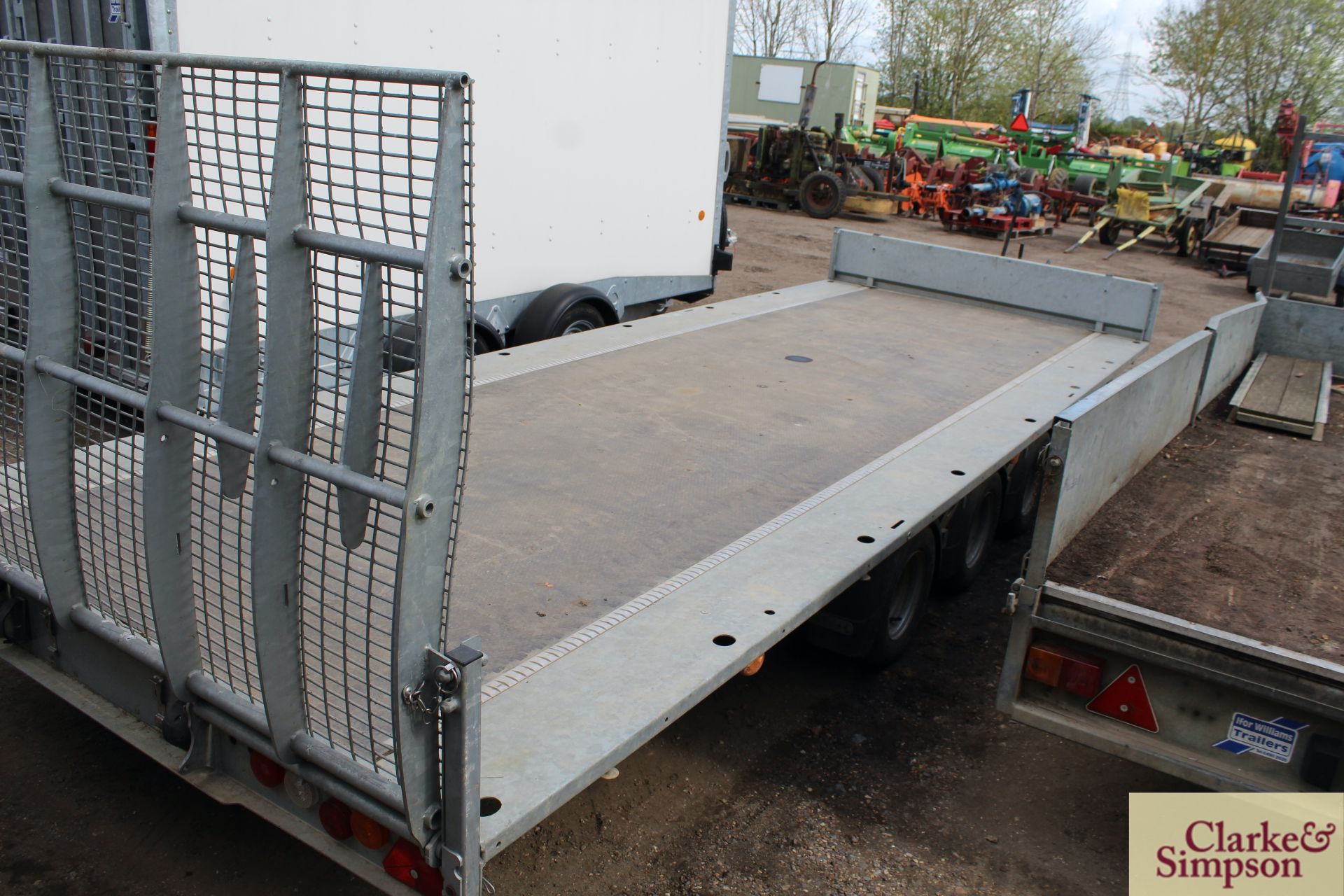 Ifor Williams TB5521-353 3.5T tri-axle tilt bed trailer. 2007. 18ft 3in x 6ft 8in. * - Image 4 of 16