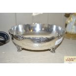 A silver bowl approx 17 ounces