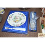 A boxed Aynsley cake plate and knife together with