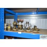 A quantity of various brass ware
