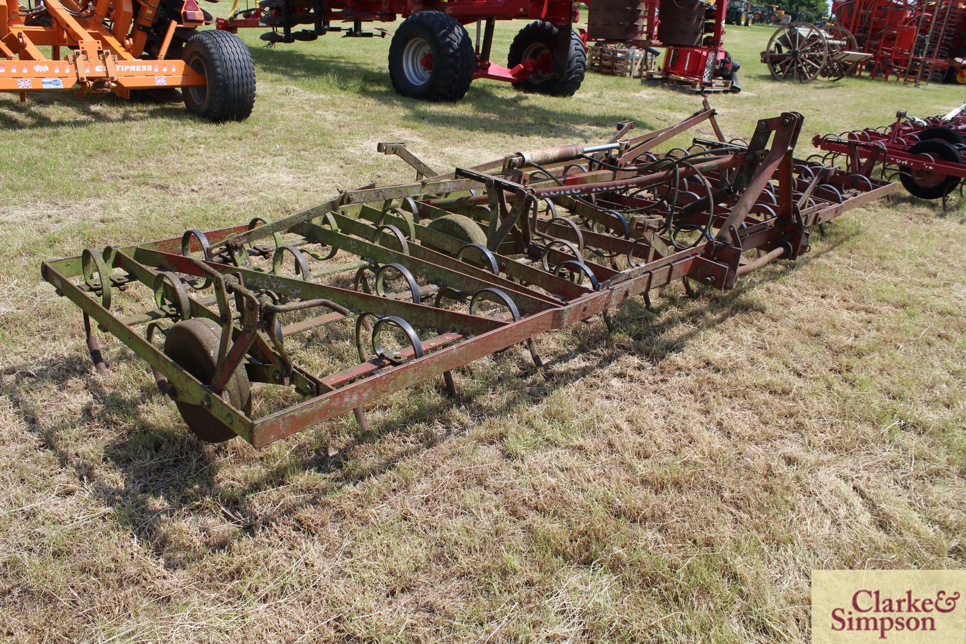**CATALOGUE CHANGE** Kongsklide 18ft Triple-K hydraulic folding mounted spring tines. With depth - Image 2 of 11