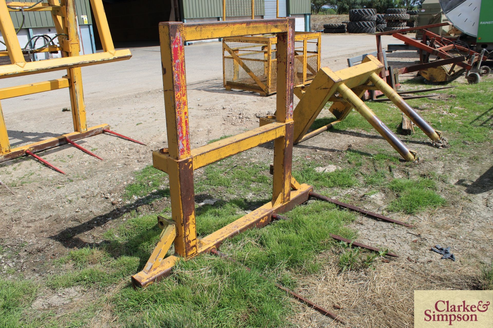 Farm made big bale spike. Matbro cone and pin brackets. LV - Image 3 of 8